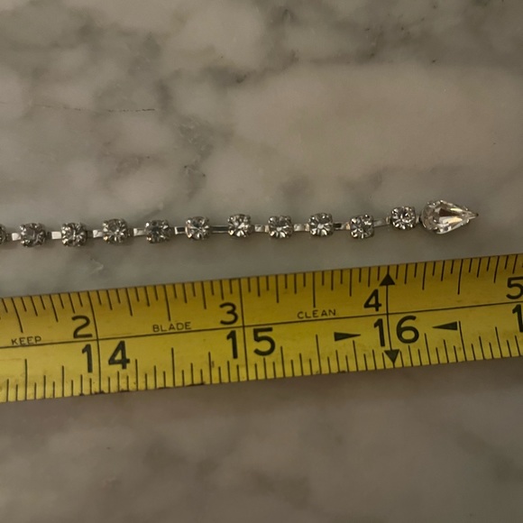 Kramer NY Necklace and Earrings - Picture 5 of 9